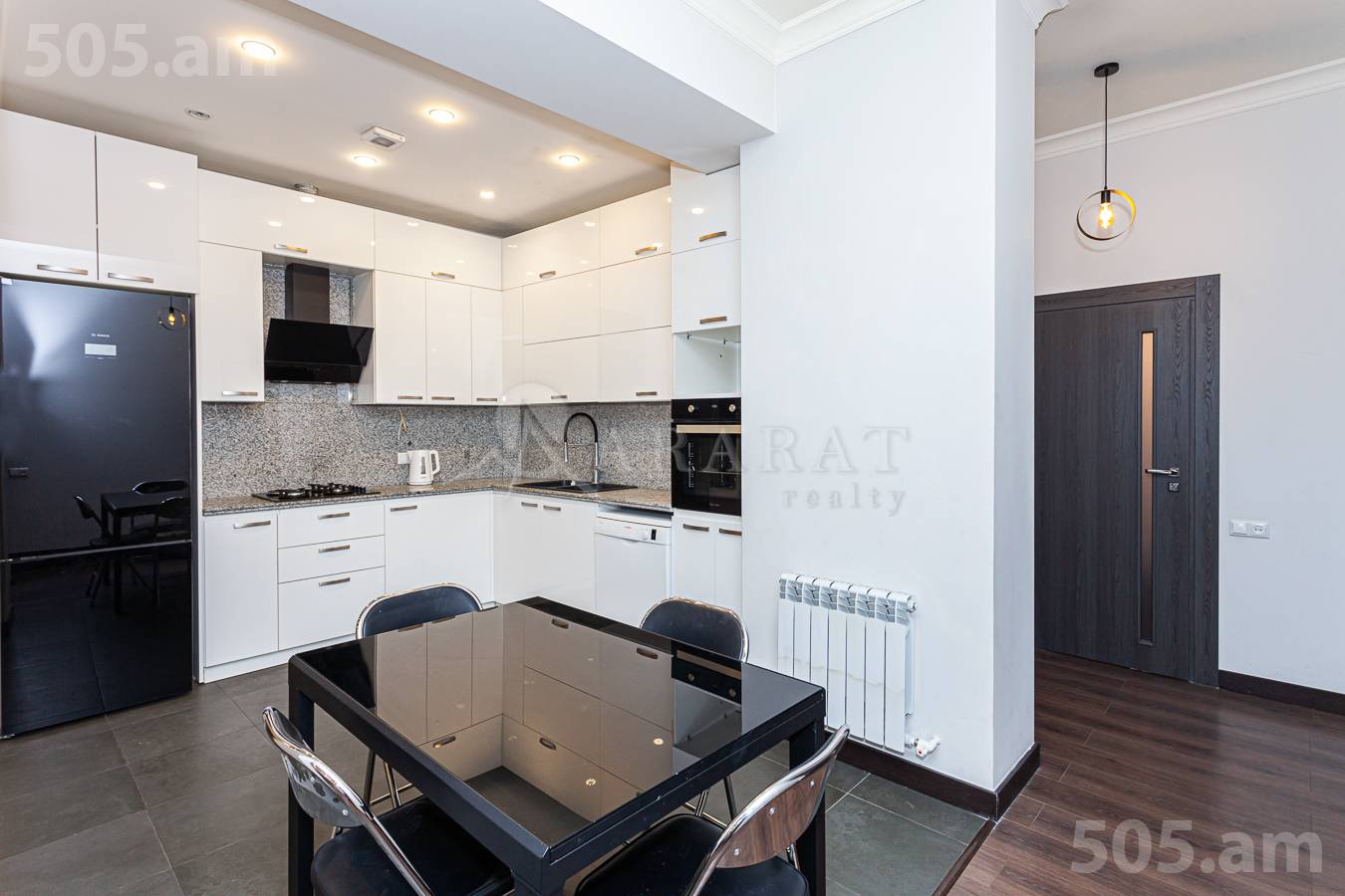 3 սենյականոց բնակարան  Վ. Դավթյան փող, Արաբկիր Երևան, 150347