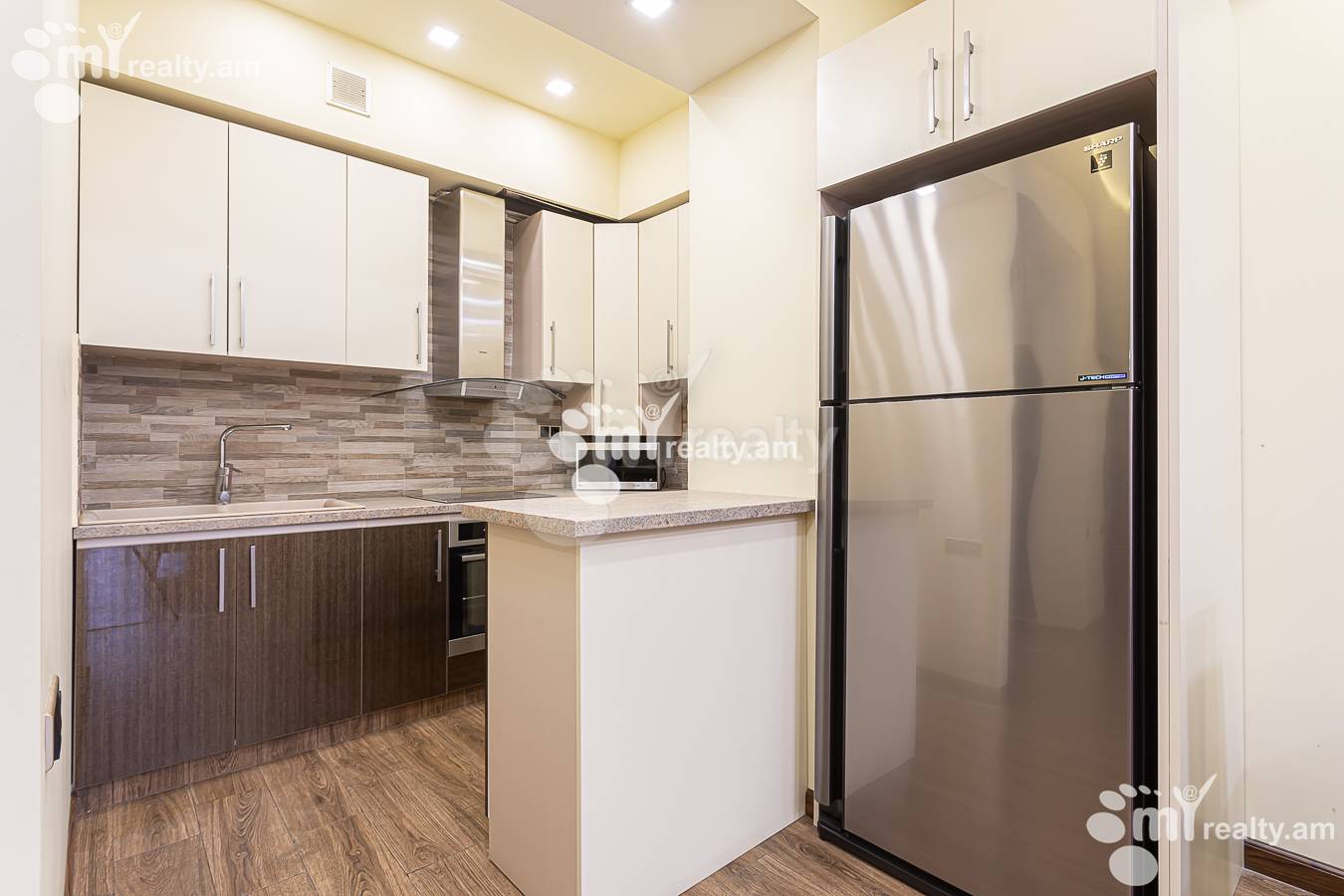 2 սենյականոց բնակարան վարձով Եկմալյան փող, Կենտրոն Երևան, 156855