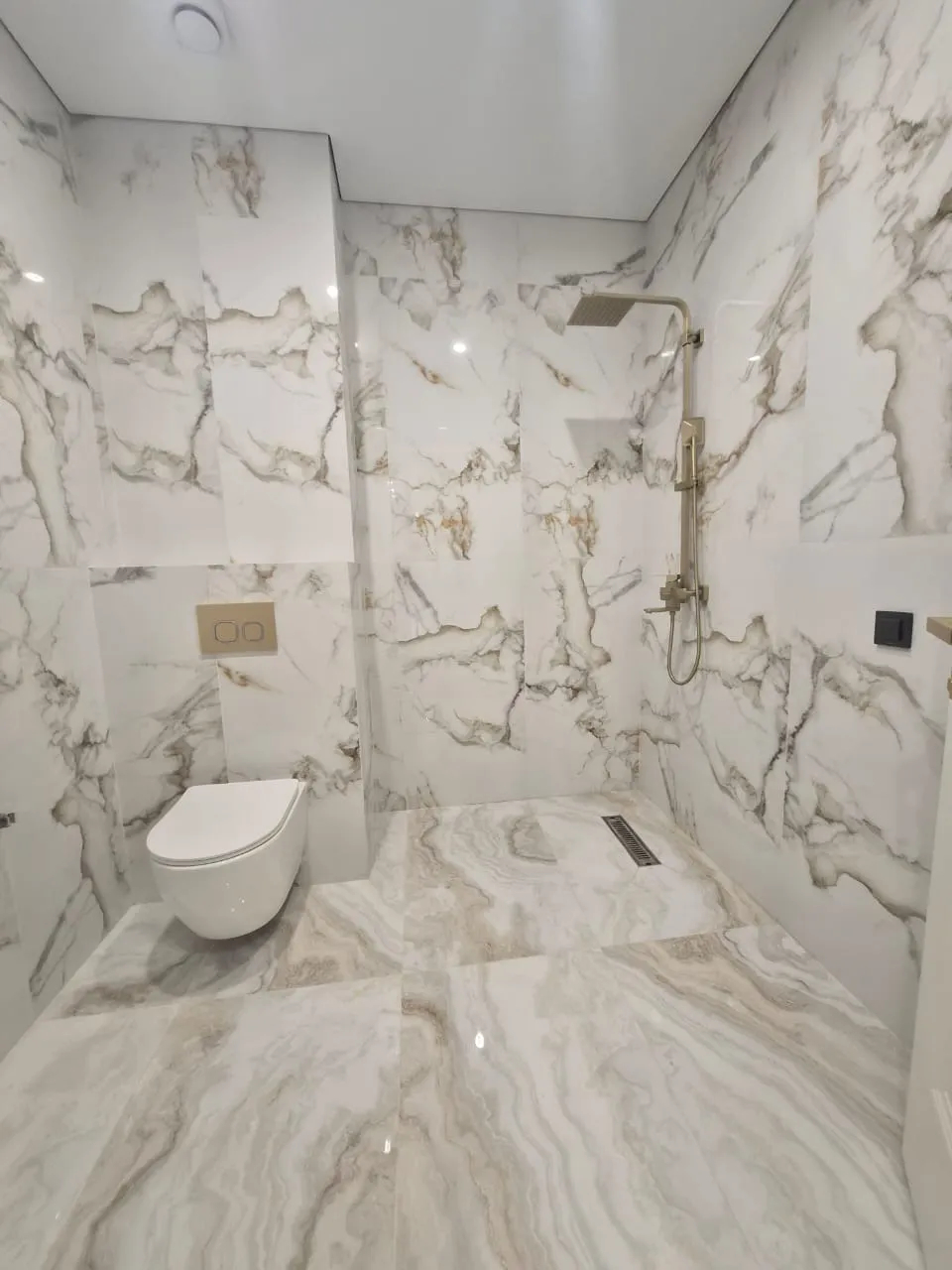 2 bedroom apartment for sale خیابان آرشاکونیاک, مرکز شهر ایروان, 158604