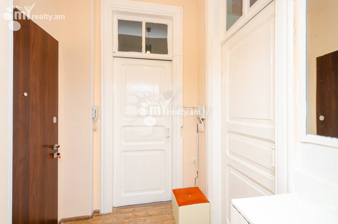 2 bedroom apartment for rent Mashtots Ave, Center Yerevan, 151284