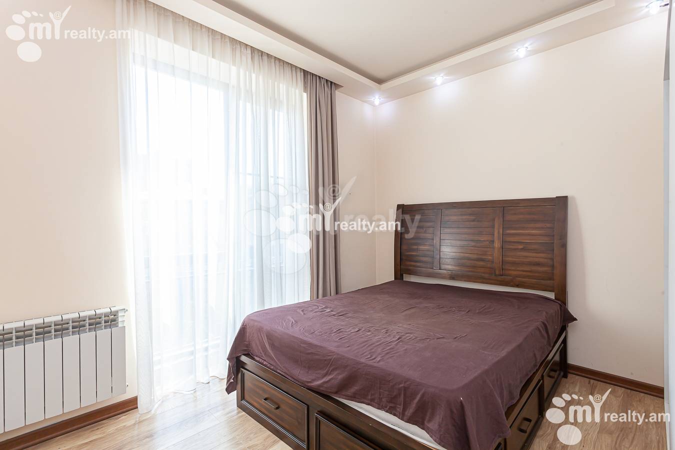 Снять 3 комнатную квартиру Д. Демирчян ул, Центр Ереван, 147570