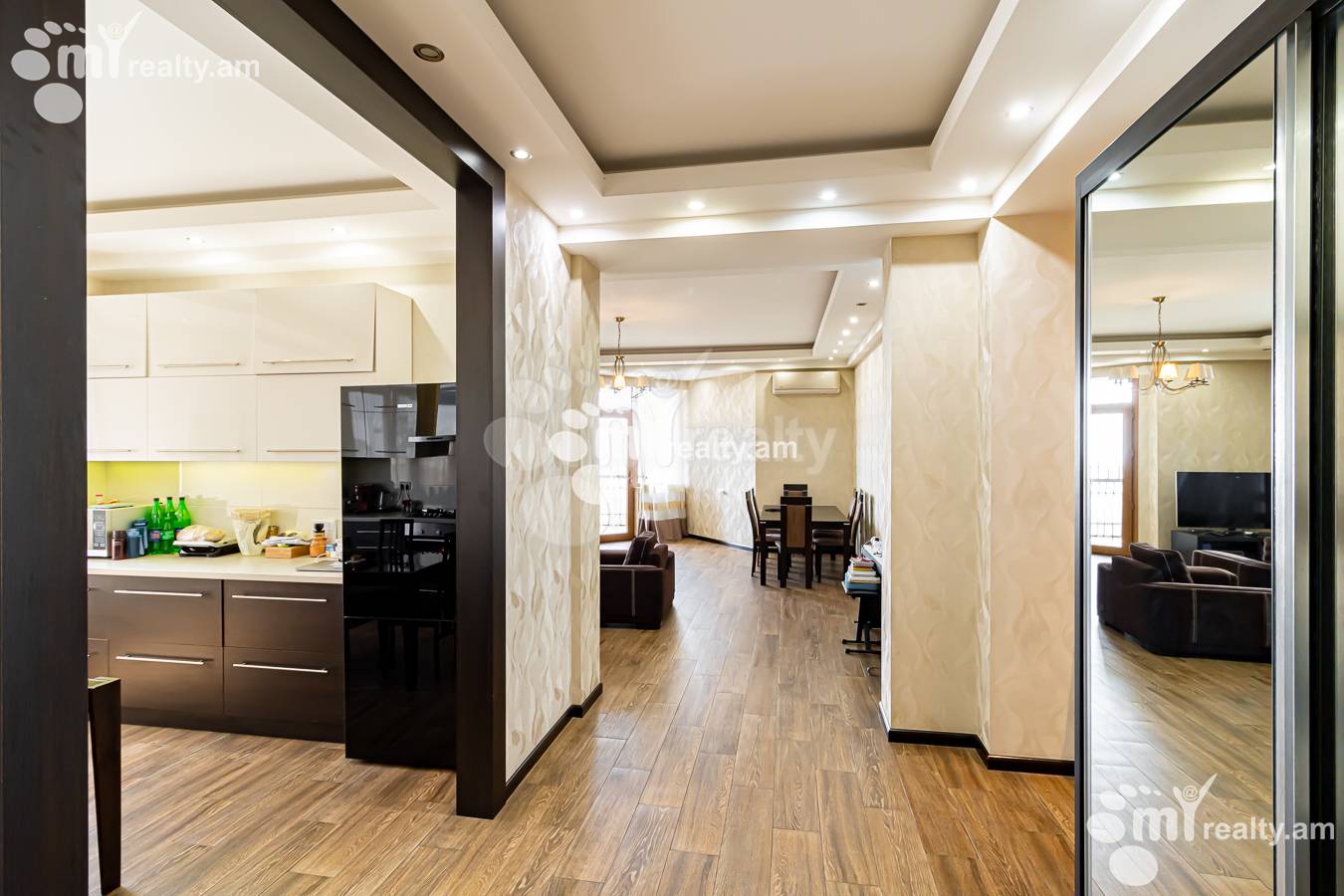 3 bedroom apartment for sale Ler. Kamsar St, Center Yerevan, 153195