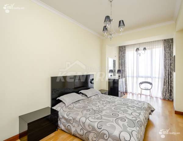 4-senyakanoc-bnakaran-vacharq-Yerevan-Center