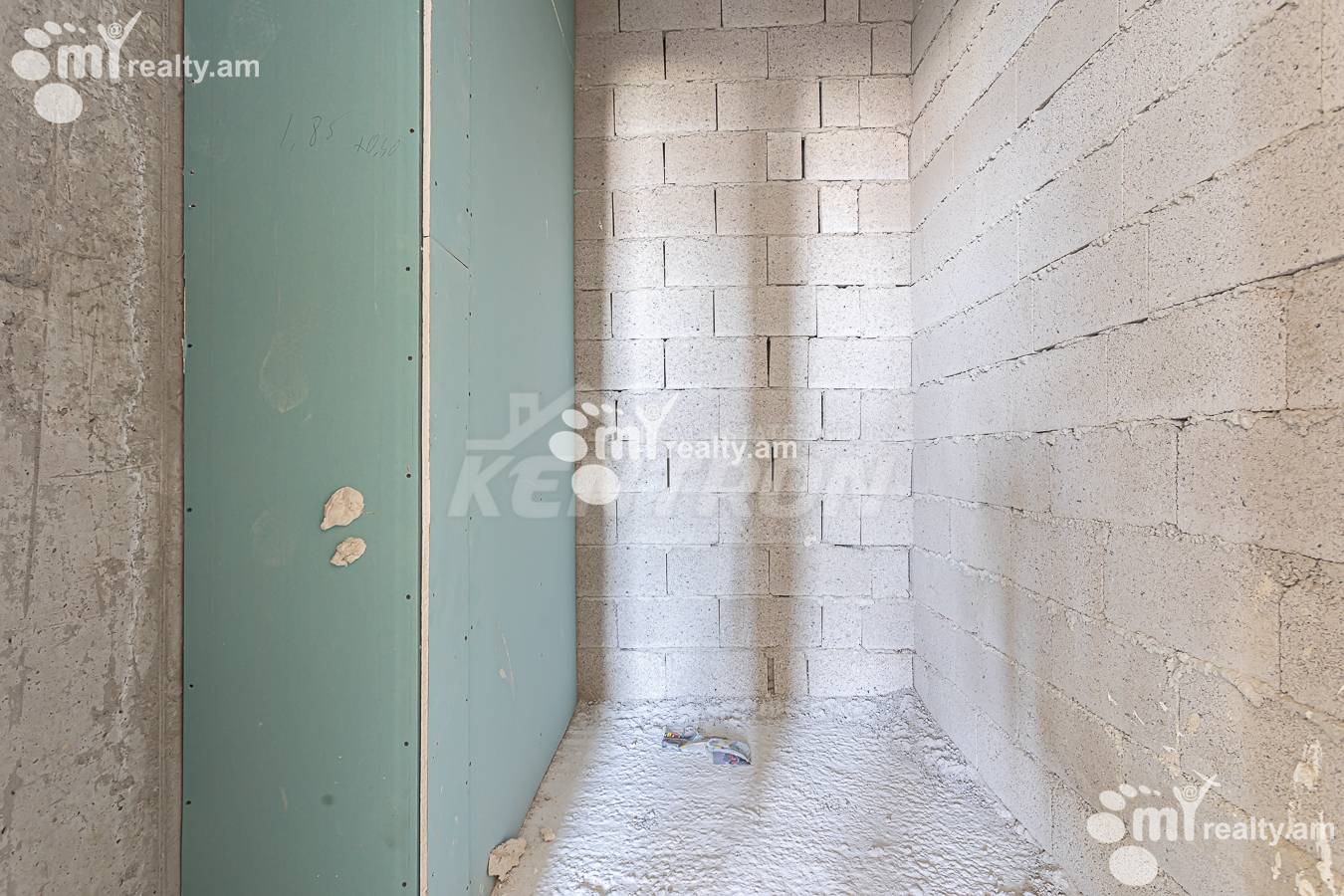 3 bedroom apartment for sale خیابان تسوواکال ایساکوف, مرکز شهر ایروان, 156849