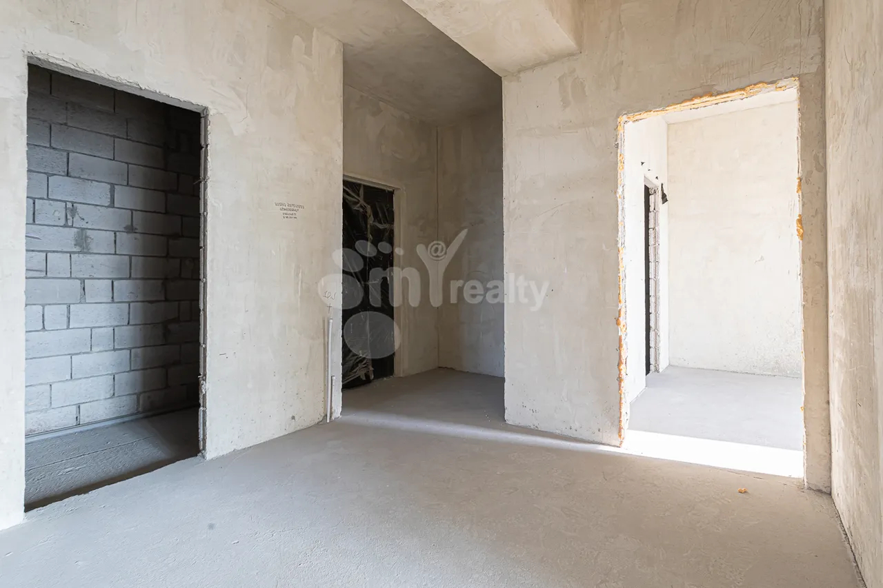 4 bedroom apartment for sale Rostom St, Center Yerevan, 158378