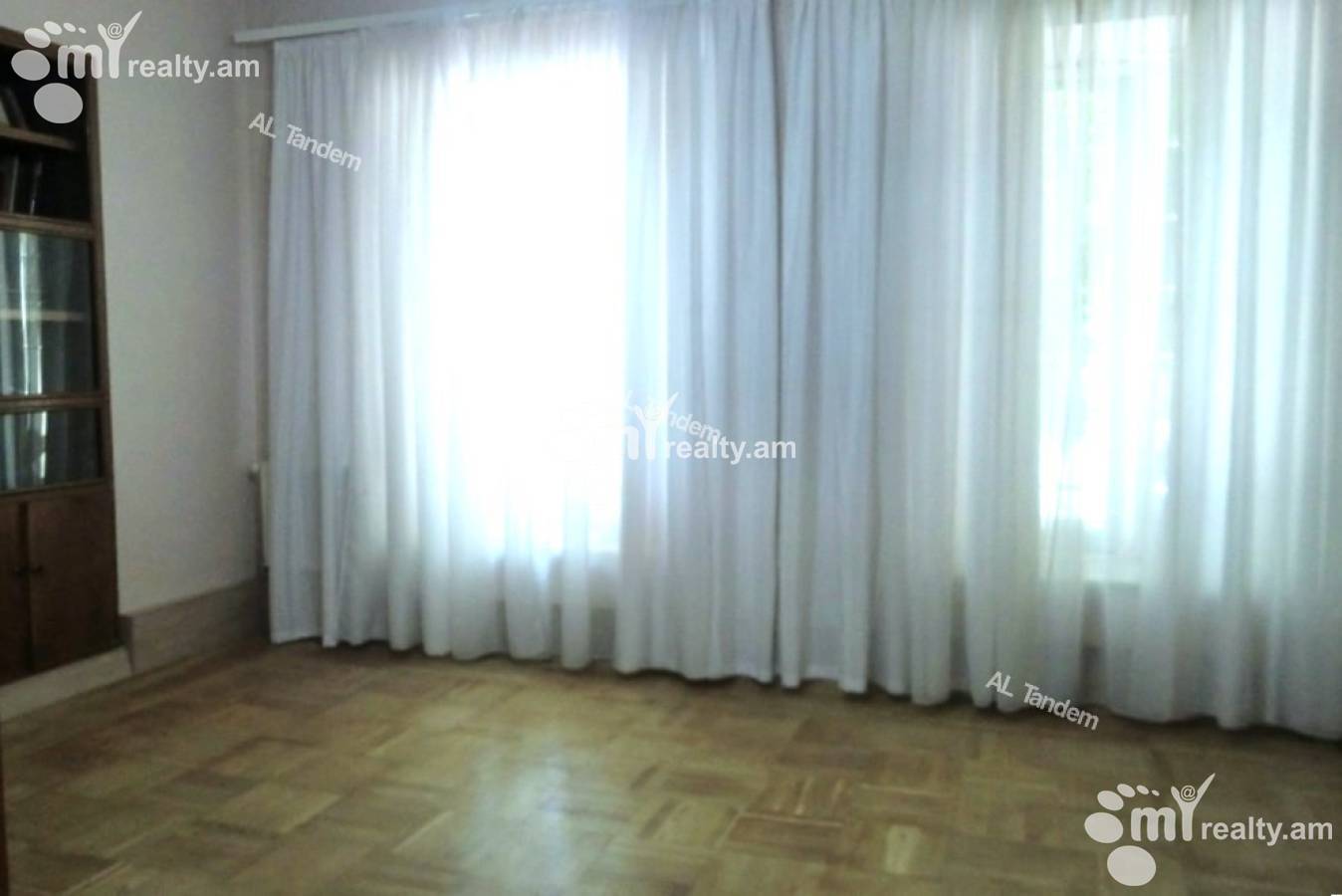 3 bedroom apartment for sale خیابان نعلبندیان, مرکز شهر ایروان, 159345