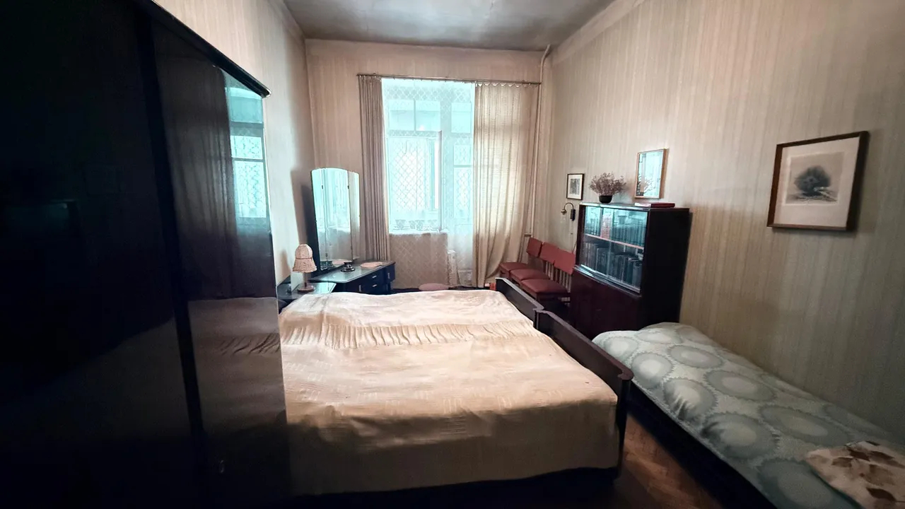 3 bedroom apartment for sale Abovyan St, Center Yerevan, 158997