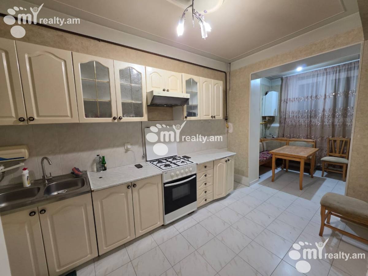 3 bedroom apartment for rent A.Aharonyan St, Quanaquère-Zeytoun Yerevan, 160173