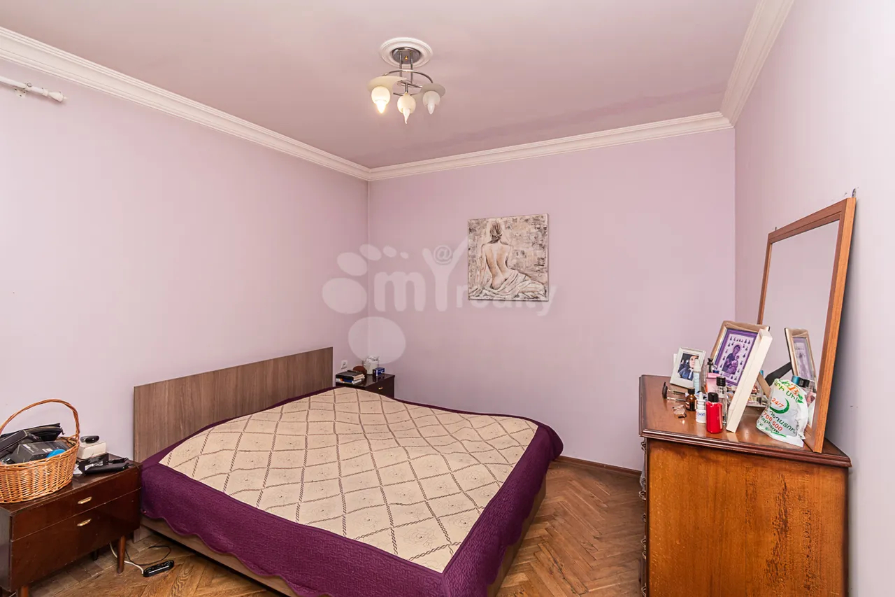 5 bedroom apartment for sale A. Avetisyan St, Arabkir Yerevan, 160759