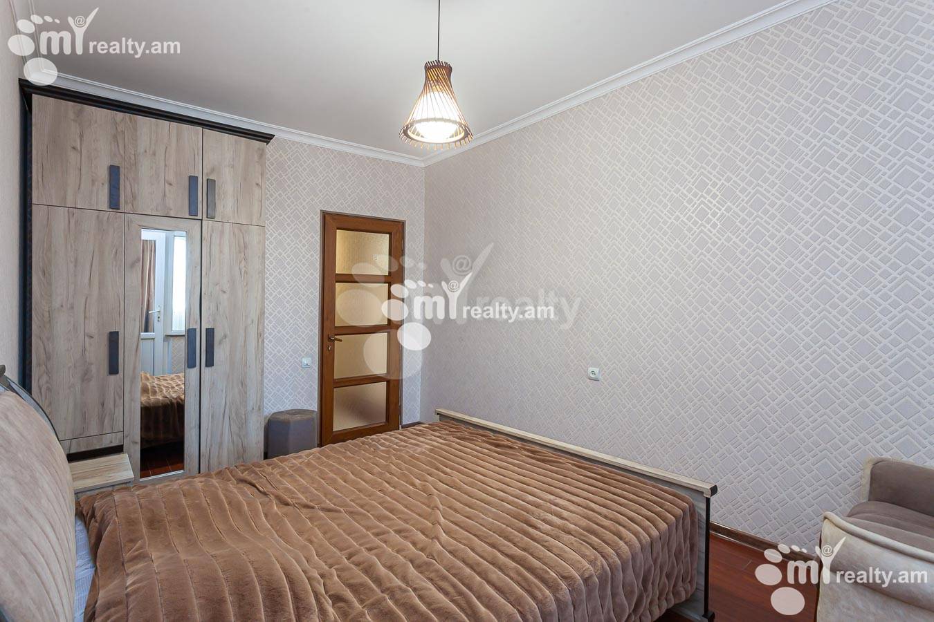 Купить 2 комнатную квартиру Ленинградян ил, Ачапняк Ереван, 154871