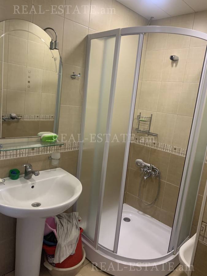 3 bedroom apartment for rent خیابان خانجیان, مرکز شهر ایروان, 120440