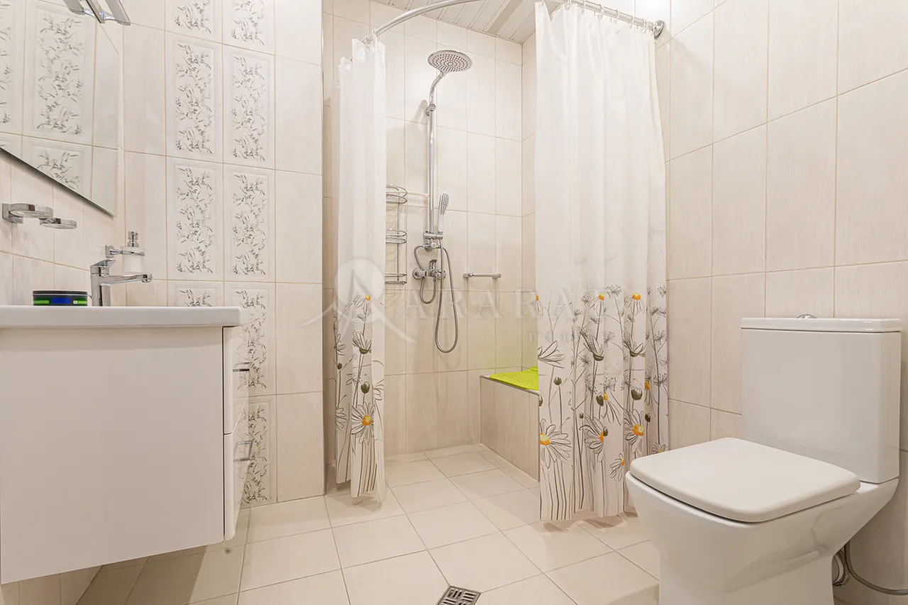 2 bedroom apartment for sale خیابان آدونس, عربگیر ایروان, 158285