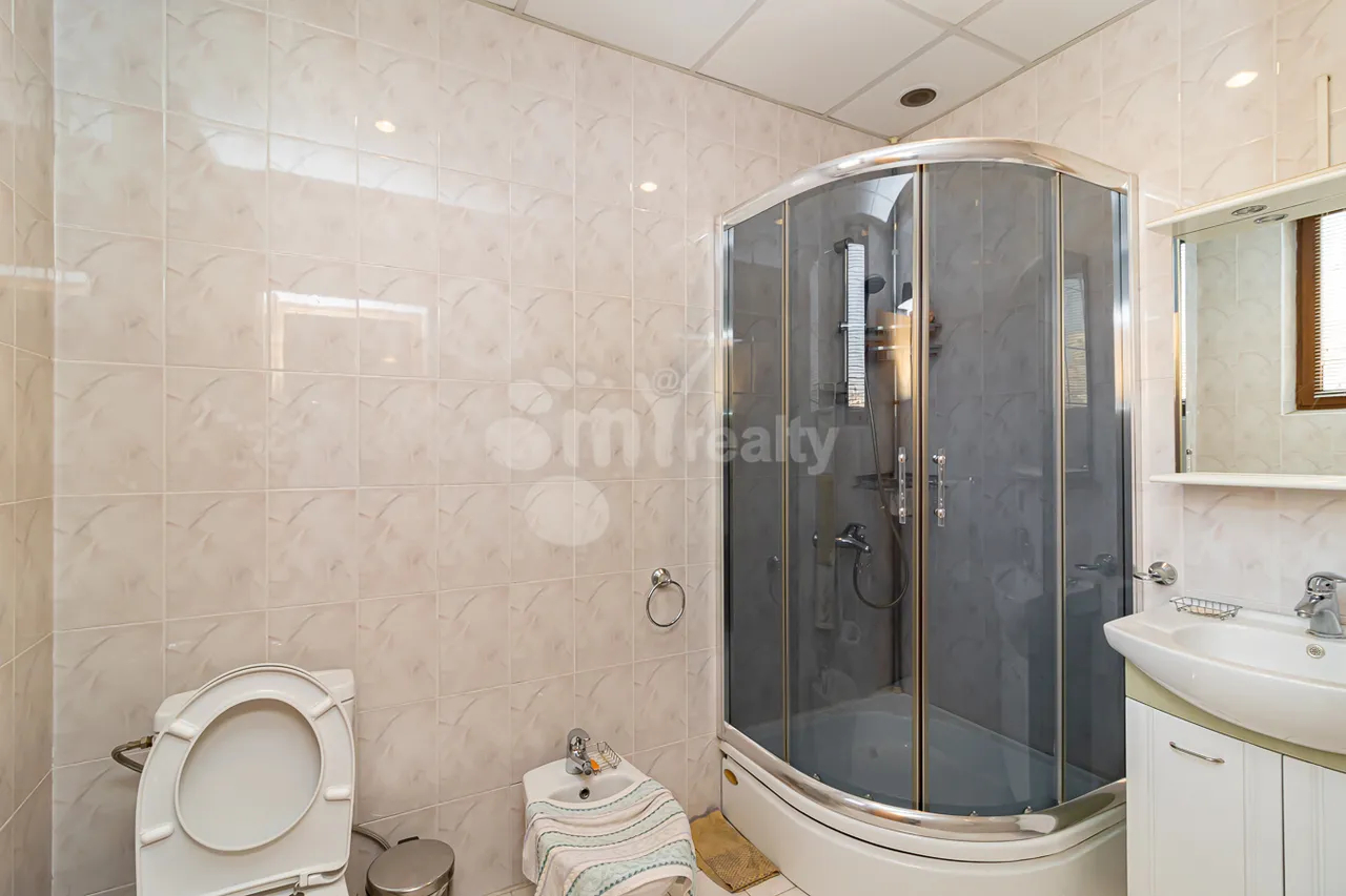 3 bedroom apartment for rent Sose St, Arabkir Yerevan, 161920