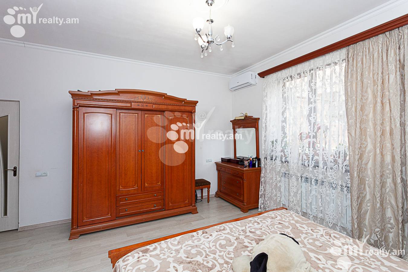4 bedroom apartment for sale محله ایساکیان, آوان ایروان, 146883