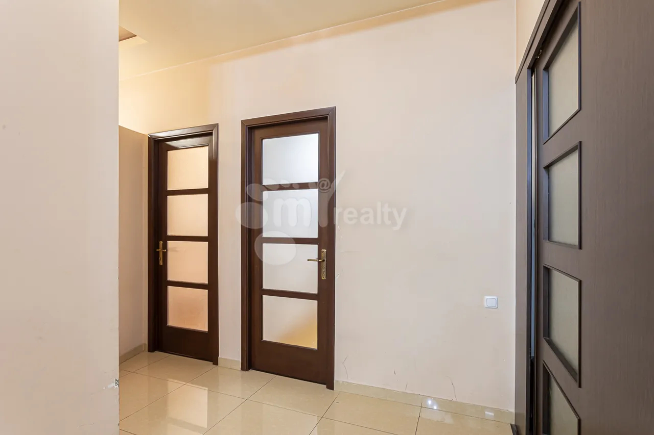 4 bedroom apartment for sale M.Khorenatsi St, Center Yerevan, 159808