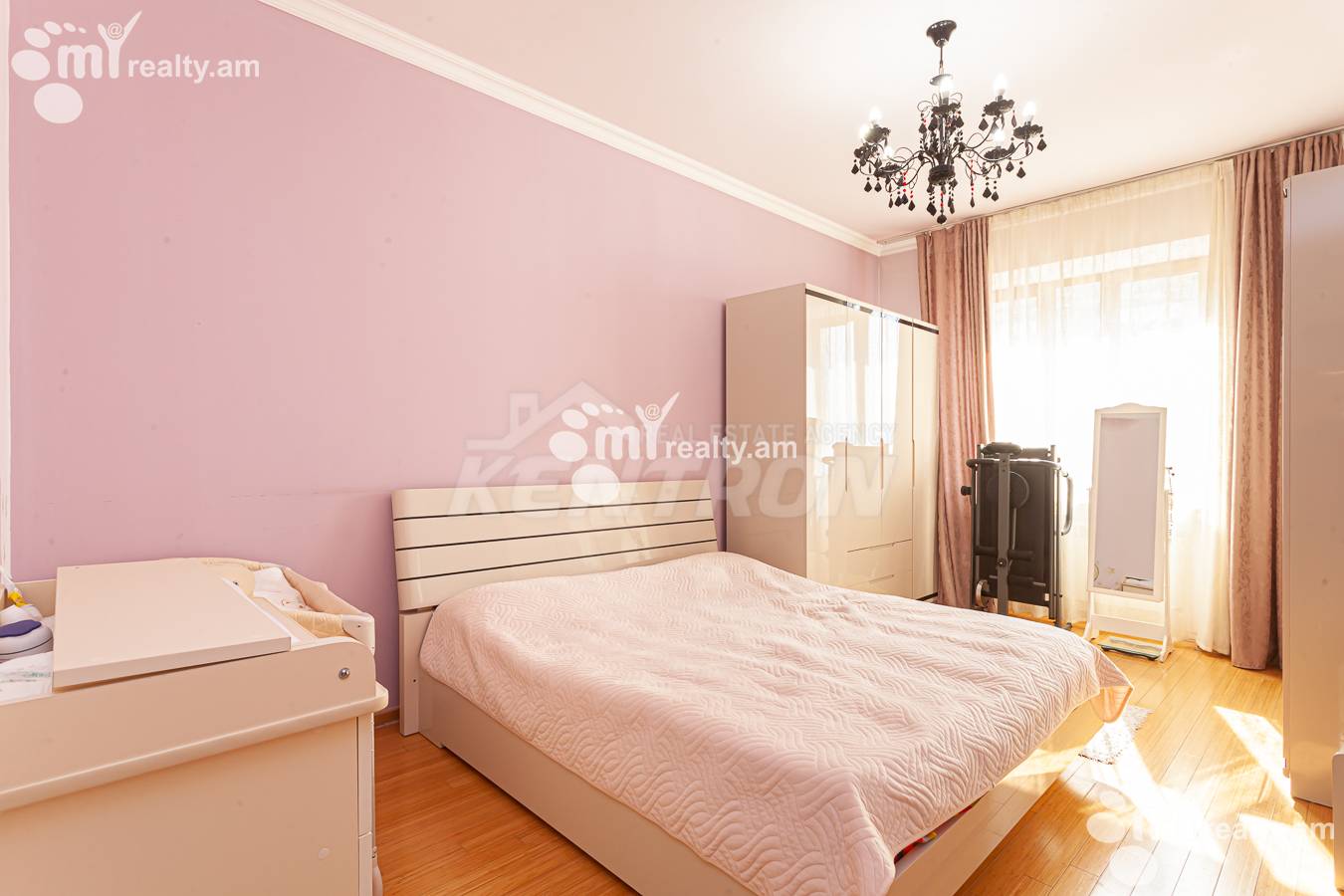 5 սենյականոց բնակարան  Արգիշտի փող, Կենտրոն Երևան, 154751