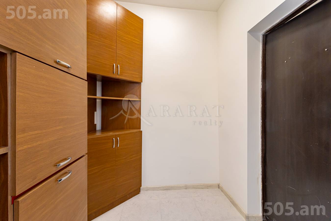 2 սենյականոց բնակարան  Գարեգին Նժդեհ պող, Շենգավիթ Երևան, 150494