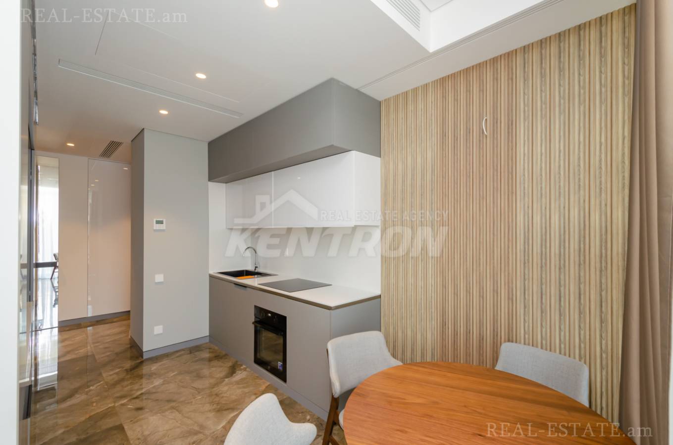 4 սենյականոց բնակարան  Անտառային փող, Կենտրոն Երևան, 138069
