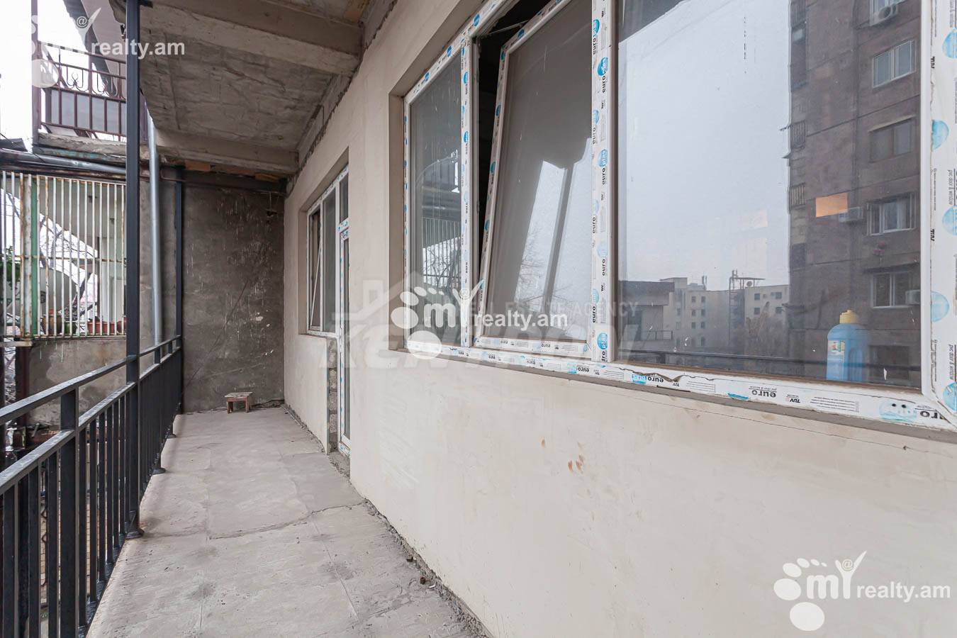 3 bedroom apartment for sale A.Petrosyan St, Center Yerevan, 154248