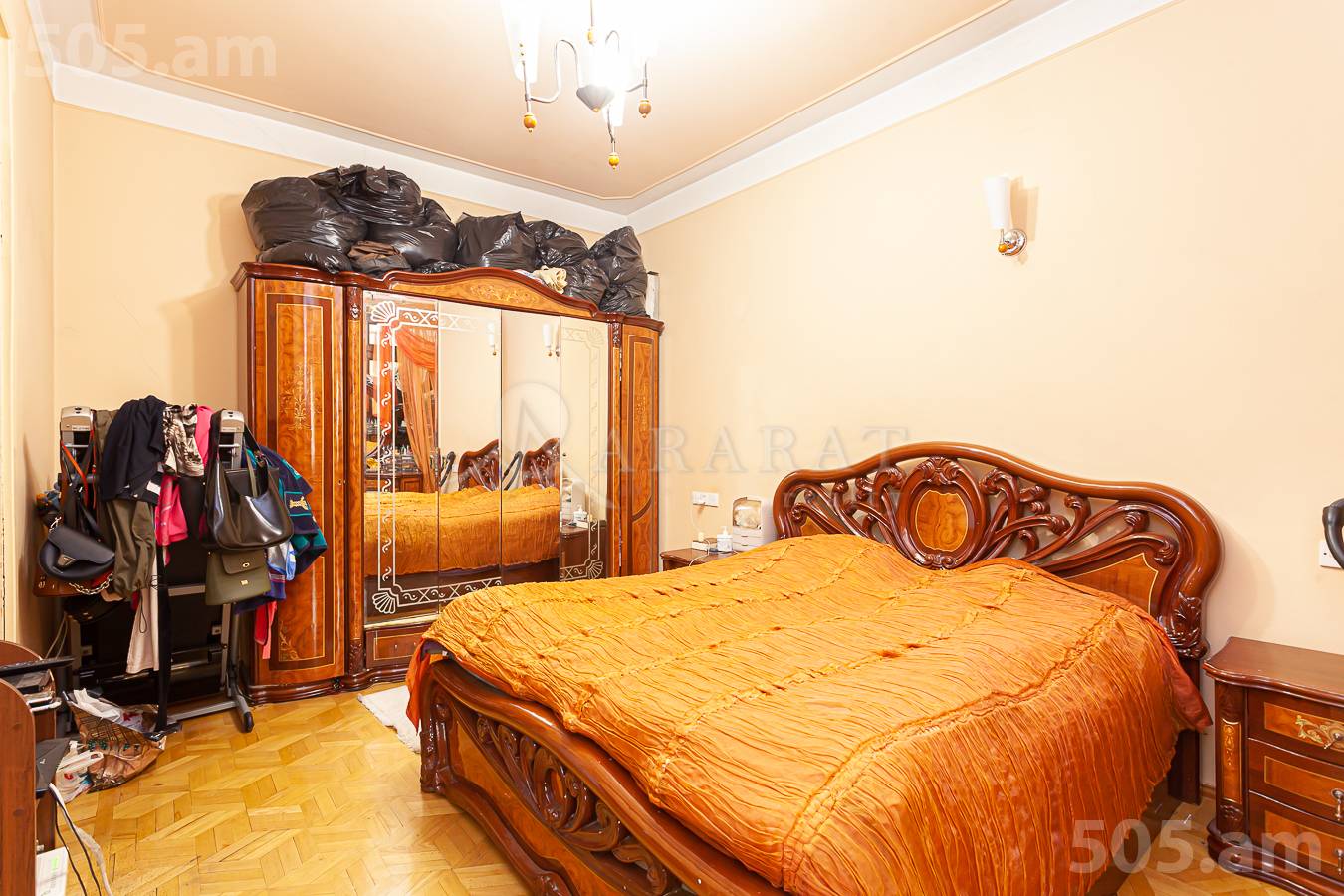 3 սենյականոց բնակարան  Թումանյան փող, Կենտրոն Երևան, 150352