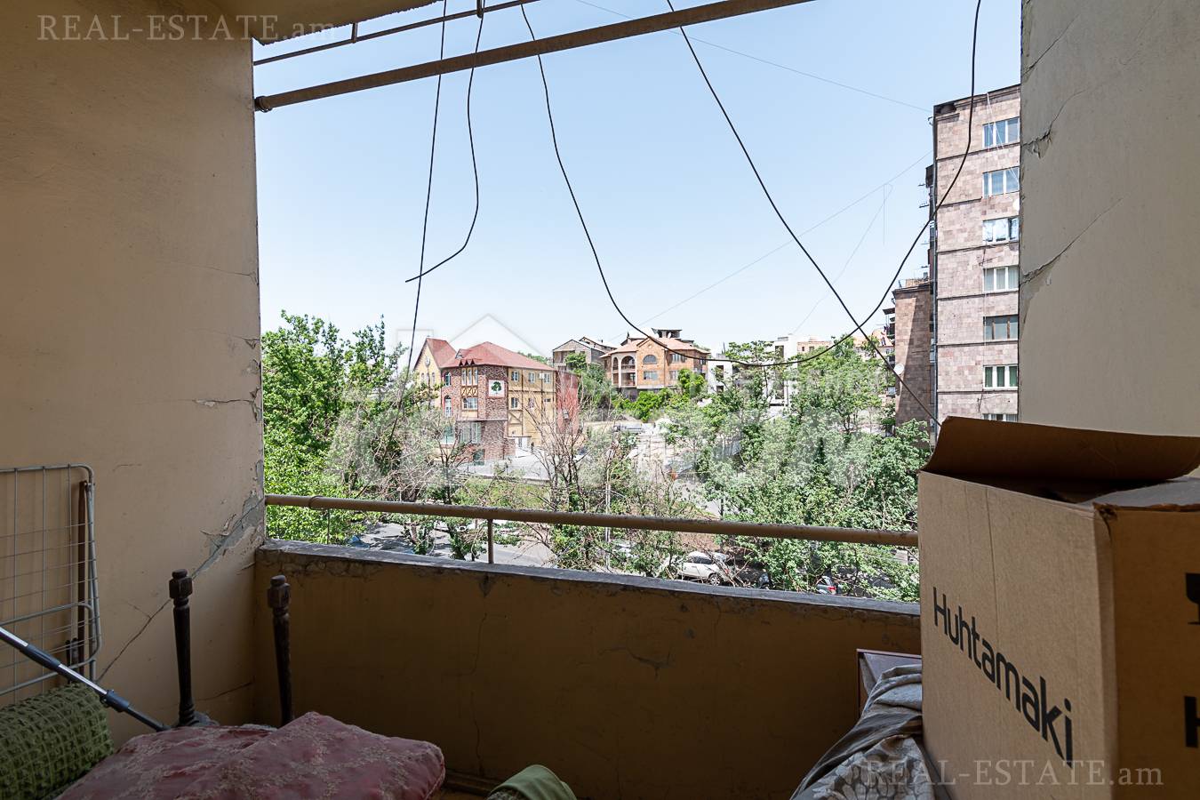 3 սենյականոց բնակարան  Դ. Դեմիրճյան փող, Կենտրոն Երևան, 137333