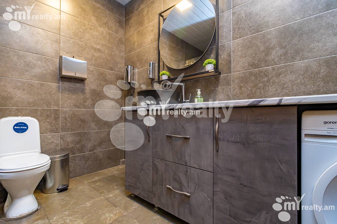 Կոմերցիոն տարածք վարձով Ադոնց փող, Արաբկիր Երևան, 136532