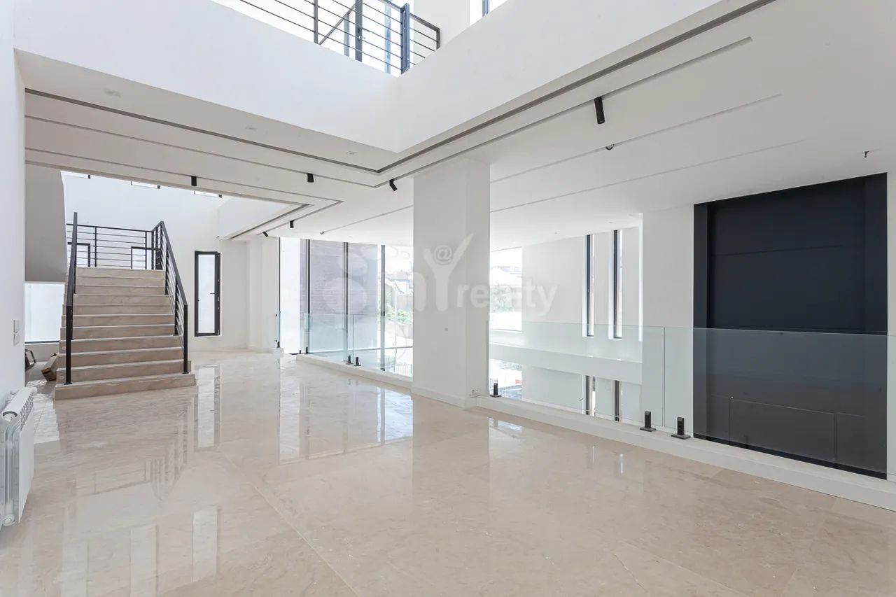 House for rent خیابان آنتارایین, مرکز شهر ایروان, 158351