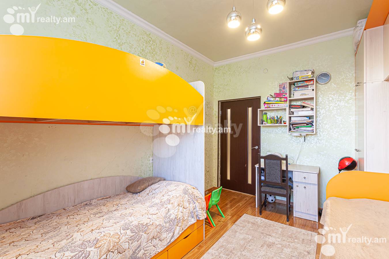 Купить 3 комнатную квартиру Царав Ахбюр ул., Аван Ереван, 142957