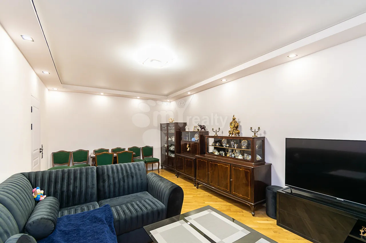 3 bedroom apartment for sale Orbeli Yeghbayrner   St, Arabkir Yerevan, 161210