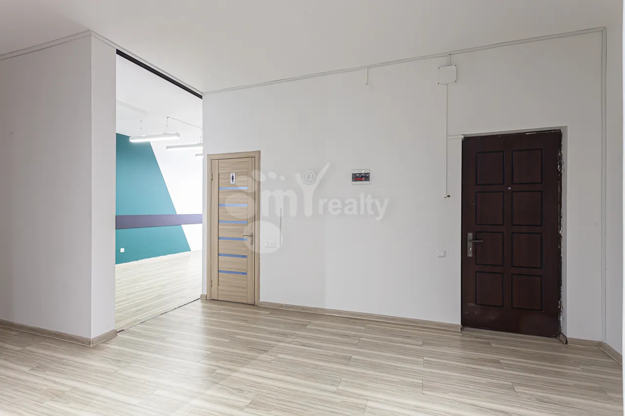 Commercial property for rent V.Papazyan St, Arabkir Yerevan, 160453