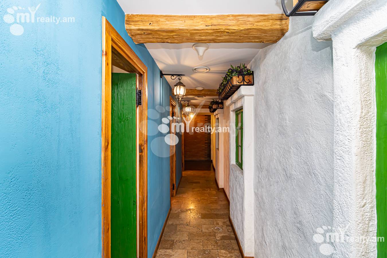 Commercial property for sale Arshakunyats Ave, Center Yerevan, 149846