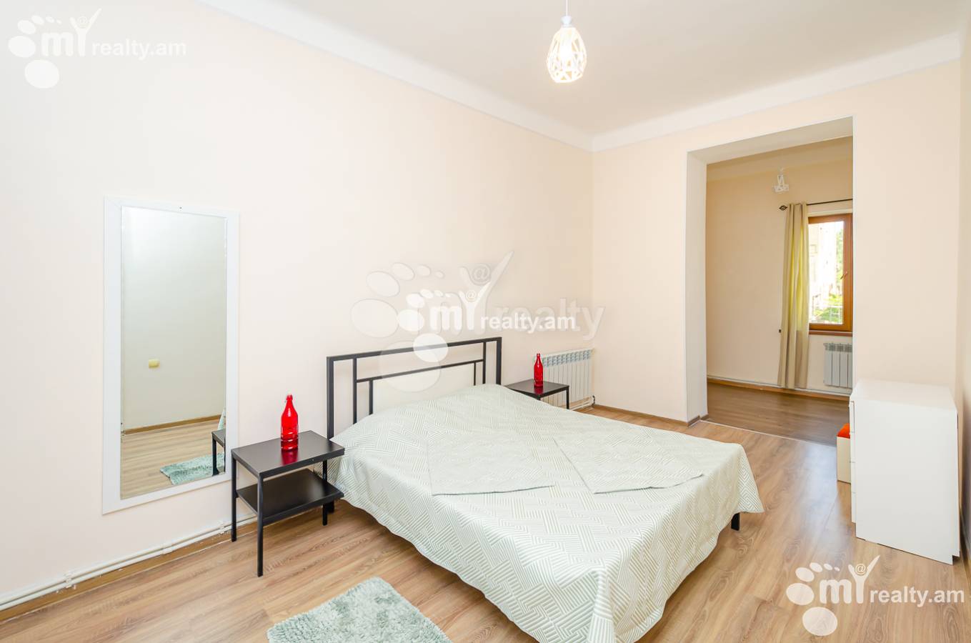 2 bedroom apartment for rent Mashtots Ave, Center Yerevan, 151284