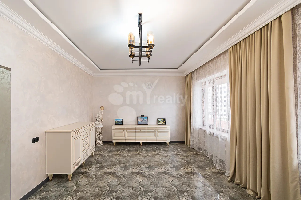 Купить дом Микоян ул, Давташен Ереван, 160031