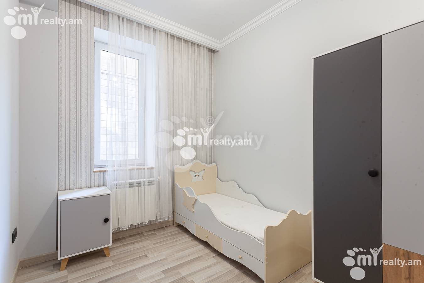 4 սենյականոց բնակարան  Լենինգրադյան փող, Աջափնյակ Երևան, 155473