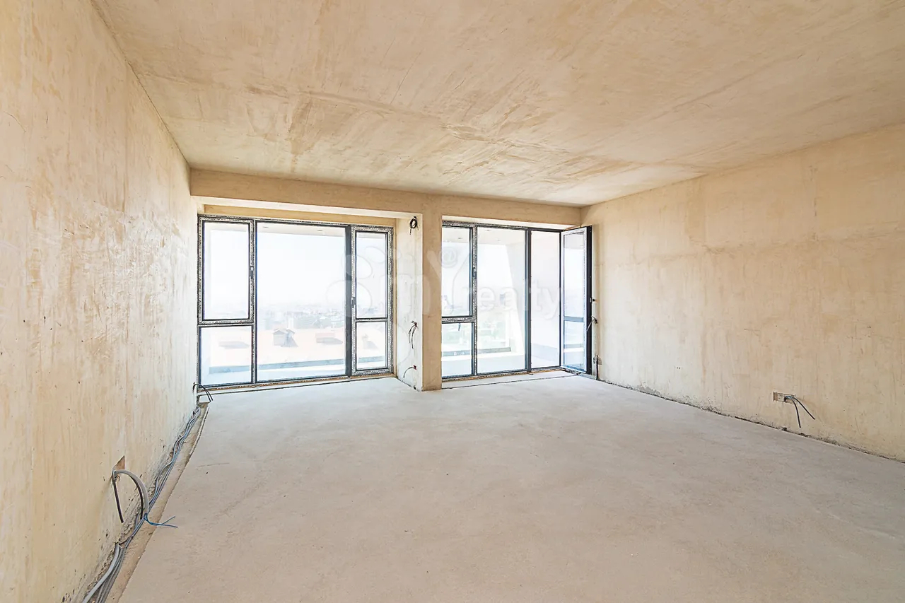 5 bedroom apartment for sale انتاراین، خیابان گ.گاسپاریان, مرکز شهر ایروان, 161501