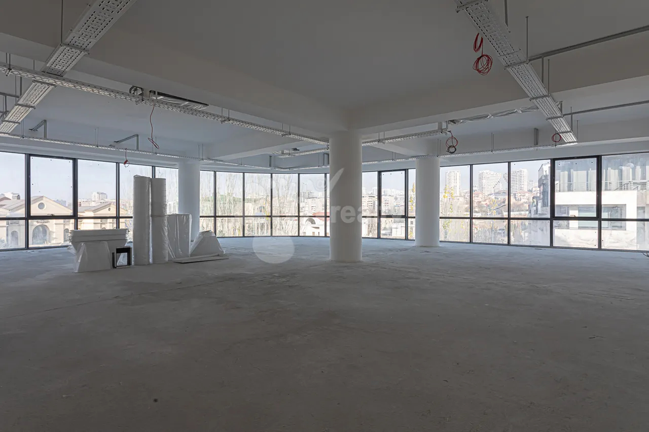 Commercial property for rent Azatutyan Ave, Arabkir Yerevan, 158322