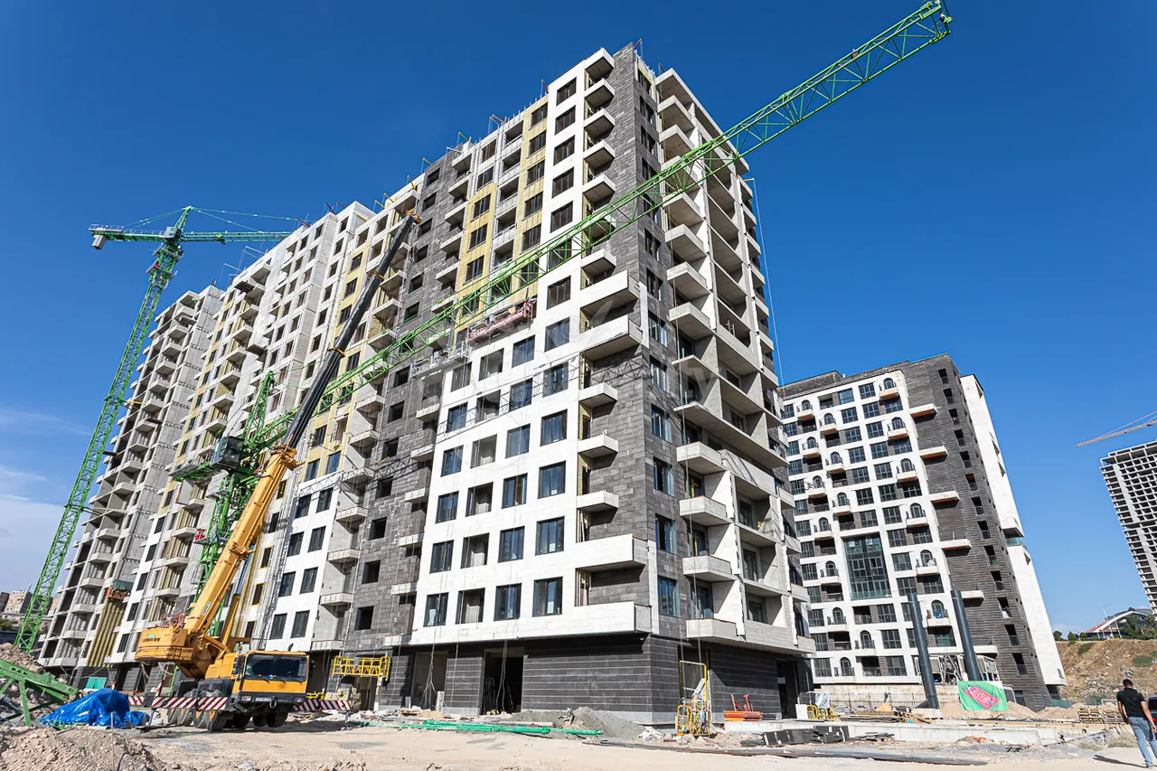 Купить 3 комнатную квартиру Ленинградян ил, Ачапняк Ереван, 157483