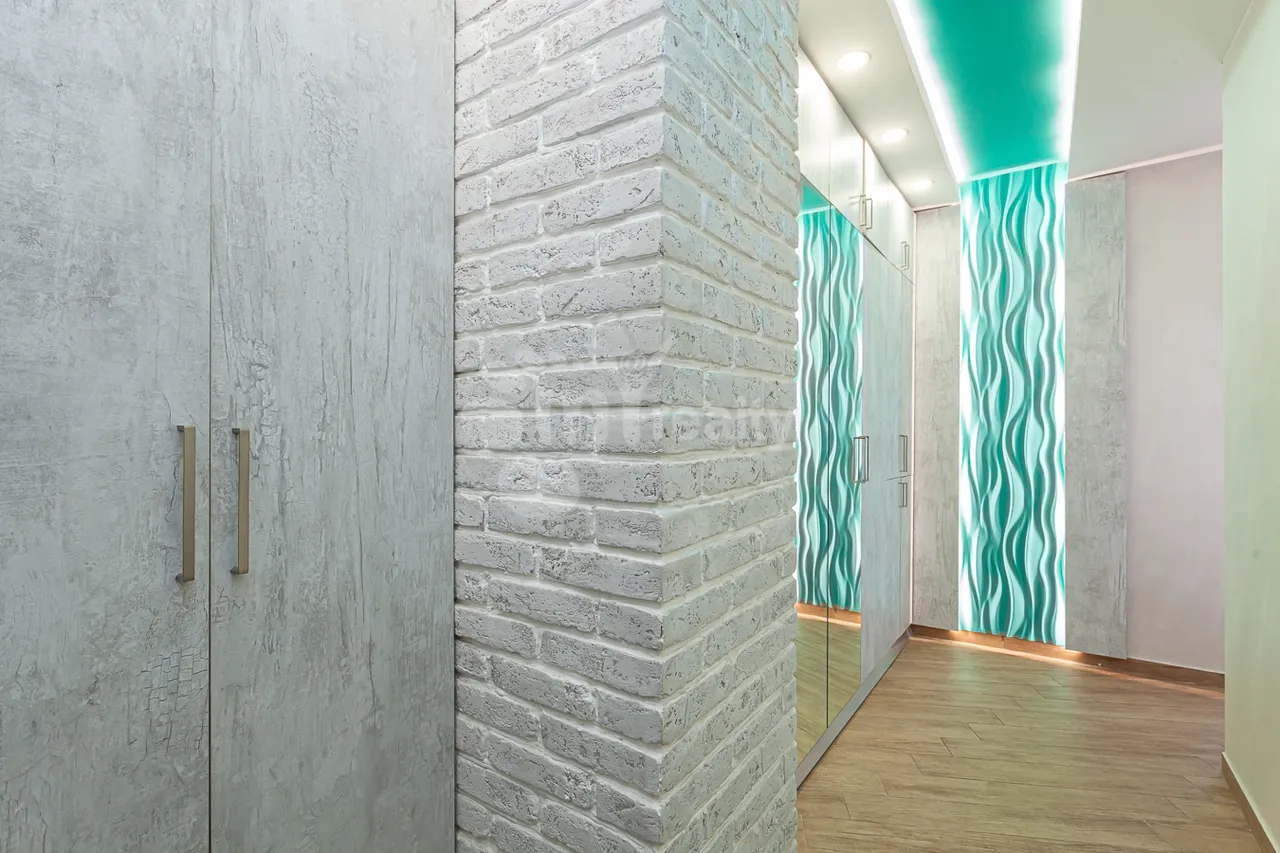 2 սենյականոց բնակարան  Խորենացու փող, Կենտրոն Երևան, 159945