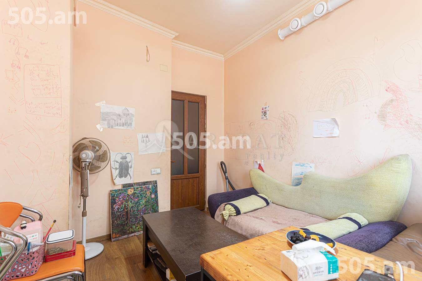 3 սենյականոց բնակարան  Խորենացու փող, Կենտրոն Երևան, 156393