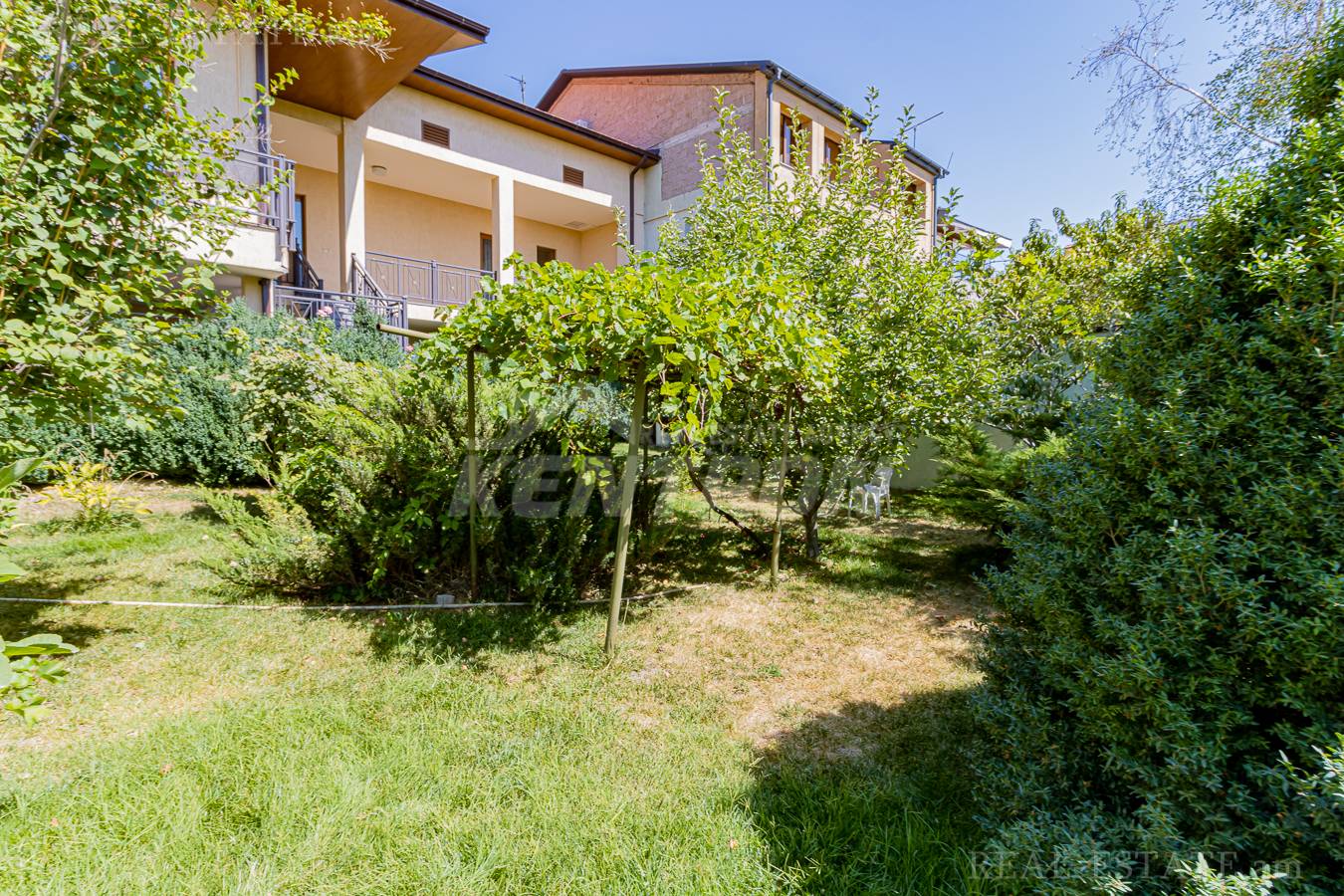 Снять коммерческoе помещение Арабкир 43ый ул, Арабкир Ереван, 139840