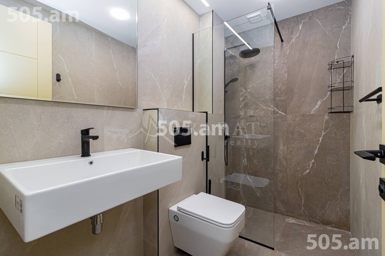 2 bedroom apartment for sale خیابان آزاتوتیان, عربگیر ایروان, 151125