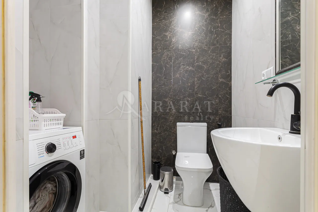 3 bedroom apartment for sale Argishti St, Center Yerevan, 157268