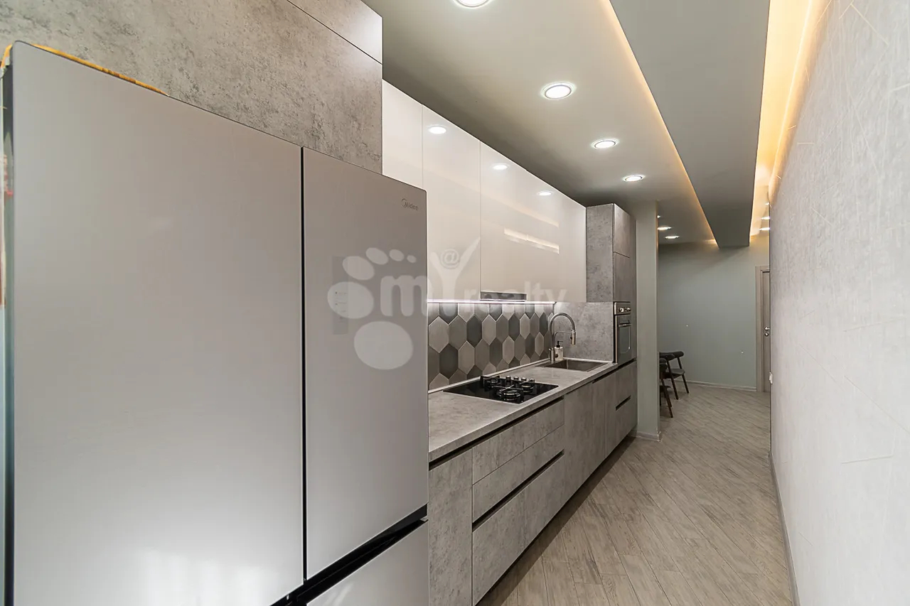 4 bedroom apartment for sale Paronyan St, Center Yerevan, 161626