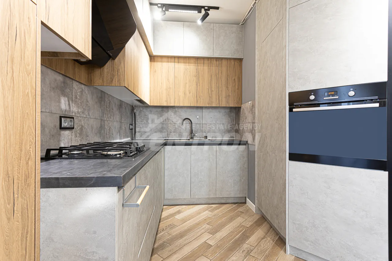 3 bedroom apartment for rent Aygestan 11 St, Center Yerevan, 158107