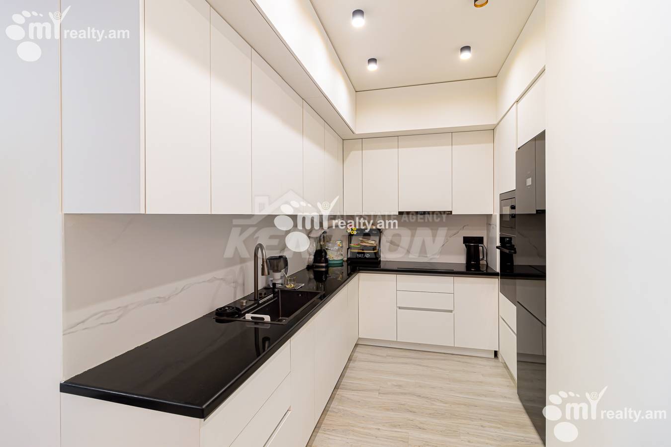 4 bedroom apartment for sale Aghbyur Serob St, Arabkir Yerevan, 154763