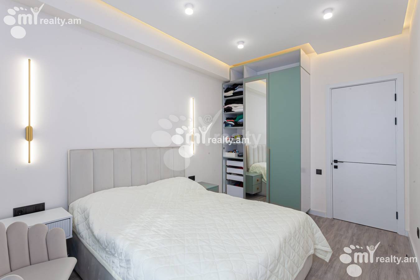 3 bedroom apartment for sale خیابان زاراف آقبیور, آوان ایروان, 151892