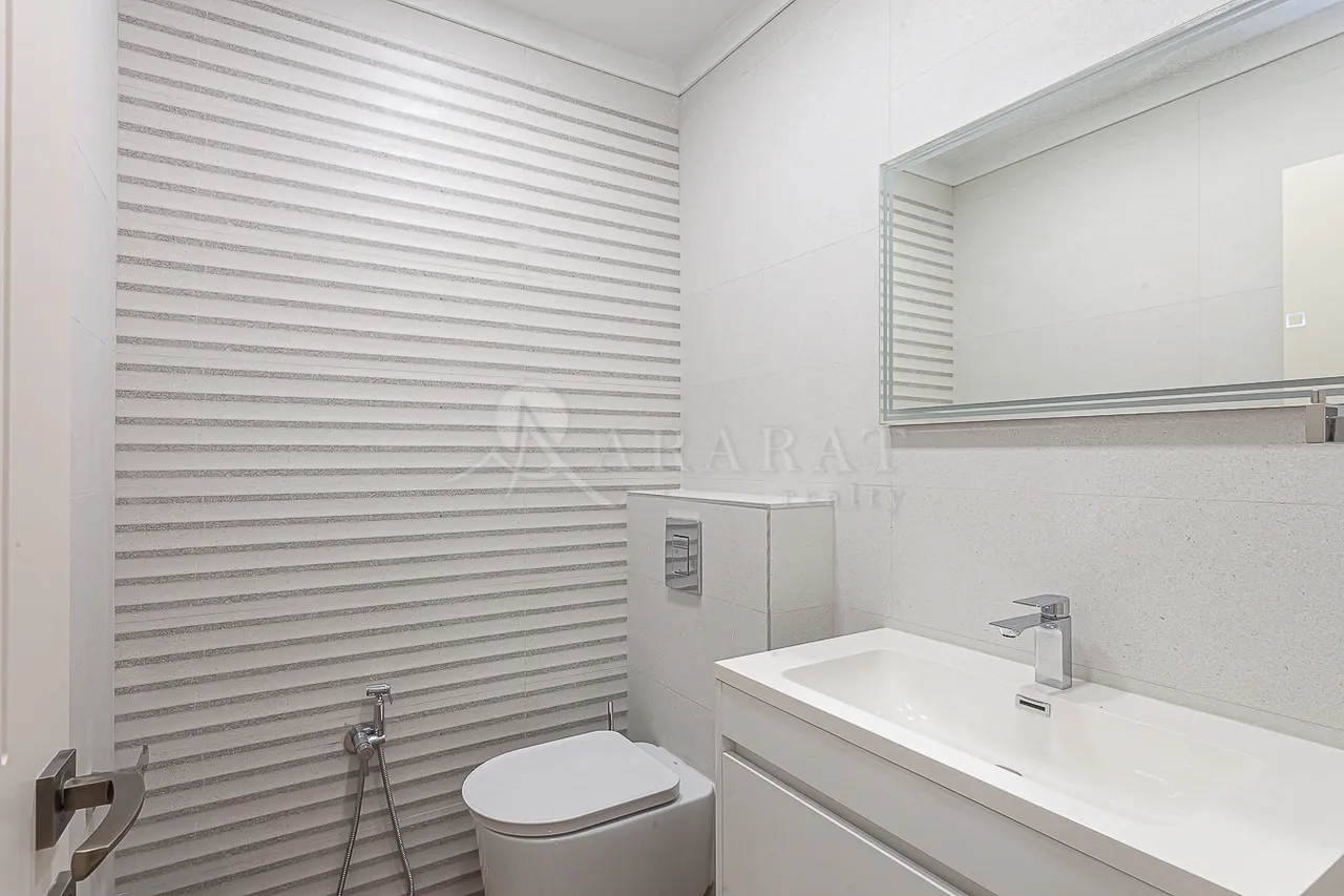 4 սենյականոց բնակարան վարձով Բուզանդի փող, Կենտրոն Երևան, 158868