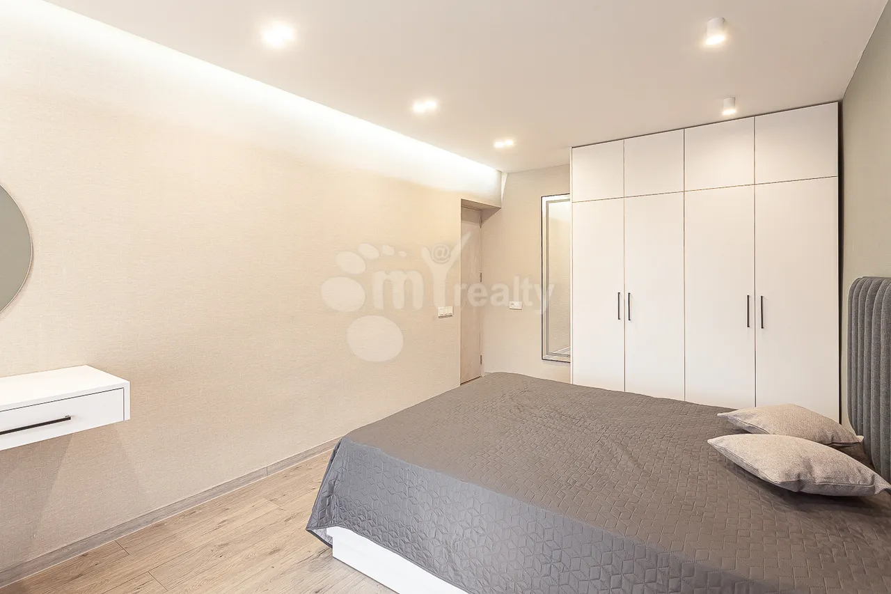 2 սենյականոց բնակարան վարձով Ա. Խաչատրյան փող, Արաբկիր Երևան, 160058