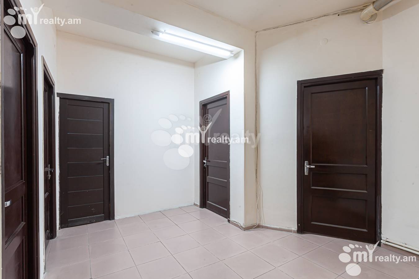 Commercial for sale خیابان Hasratian., آچاپنیاک ایروان, 155404