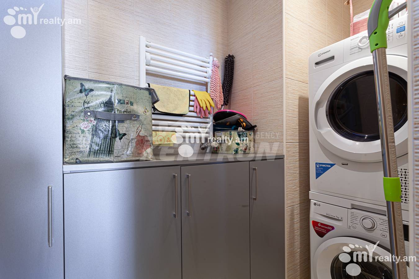 4 bedroom apartment for sale Antarayin St, Center Yerevan, 156021